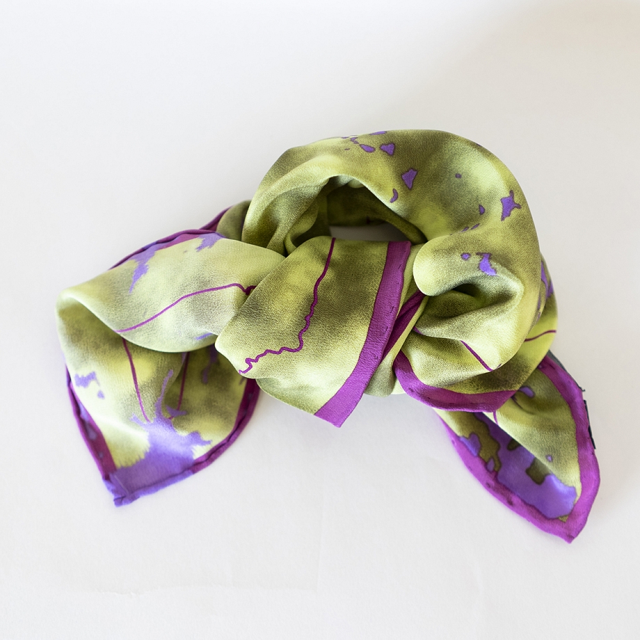 Pañuelo pequeño de seda verde